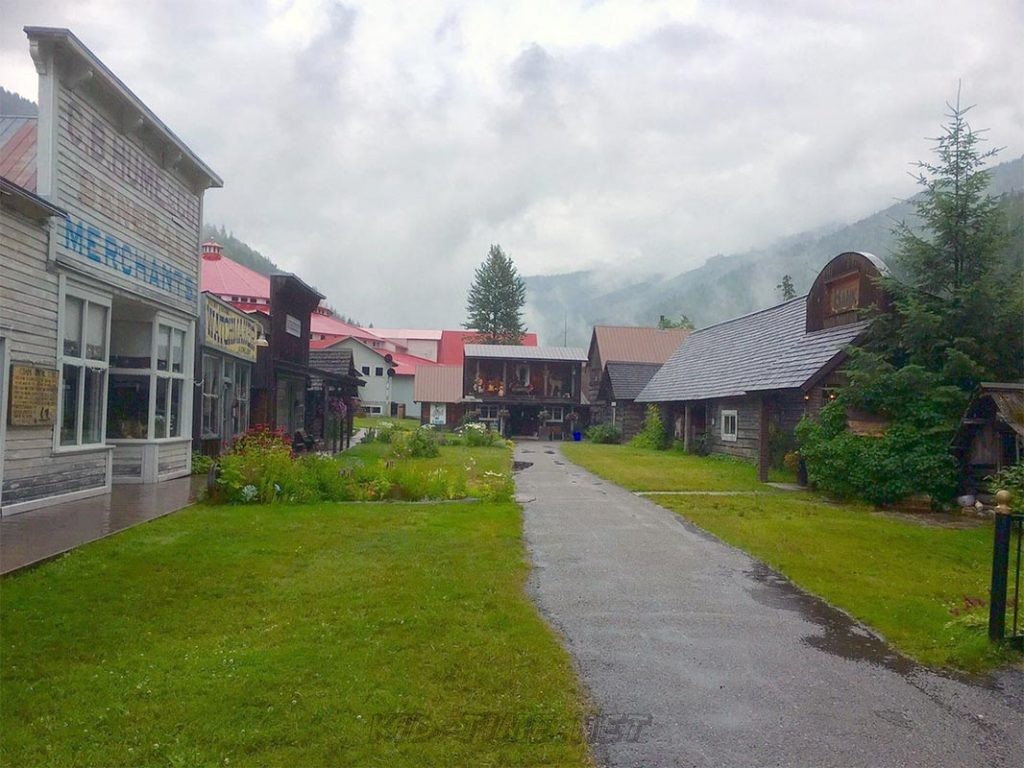 3 Valley Gap Historic Ghost Town Revelstoke BC Canada ...